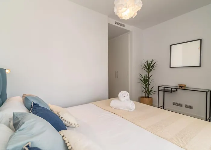 Vacation Marbella I Le Mirage Retreat, New Condo, Pool * Estepona