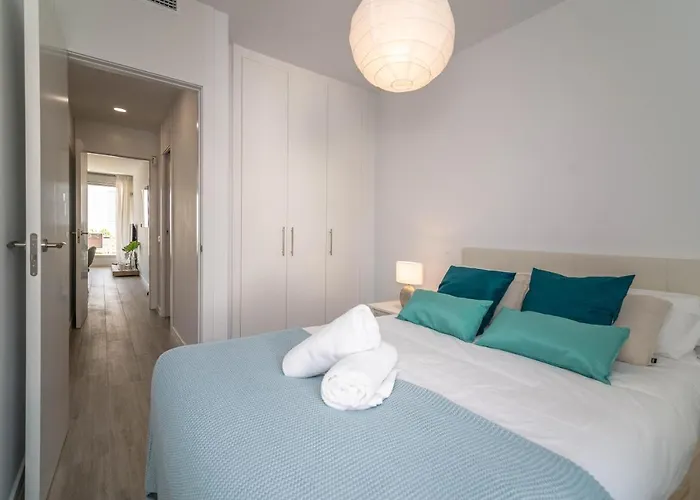 Vacation Marbella I Le Mirage Retreat, New Condo, Pool * Estepona