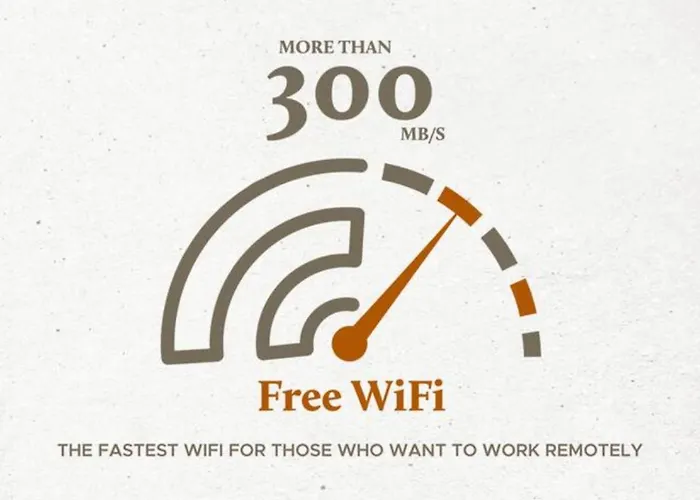 מלון Vacation Marbella I Le Mirage Retreat, New Condo, Pool אסטפונה