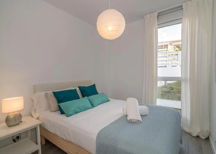 Vacation Marbella I Le Mirage Retreat, New Condo, Pool מלון אסטפונה